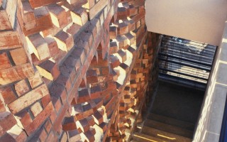 Delightful brick screen