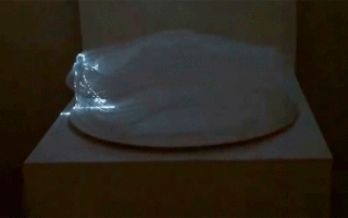 3D printed zoetrope shows walking and dancing people