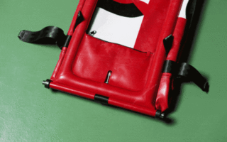 Zippelin: an inflatable travel bag from recycled truck tarpaulins