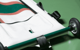 Zippelin: an inflatable travel bag from recycled truck tarpaulins