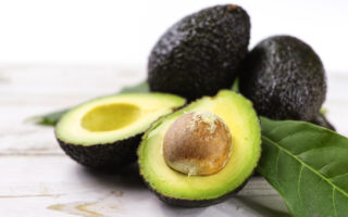 Plant-based Apeel coating slows produce spoilage