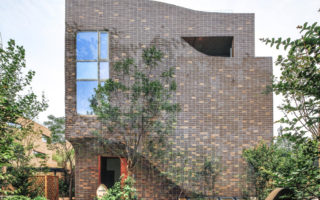 Visually appealing solar panels for façades