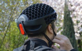 A packable EPS free bicycle helmet made of recycled plastic