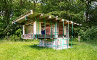 An overnight location made of borrowed materials
