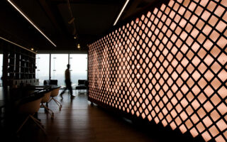 Beeswax Lattice Panels Bring Natural Innovation to Interior Spaces