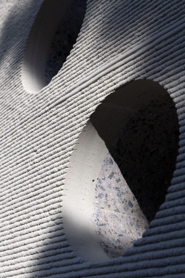3D Printed Concrete Bus Stop