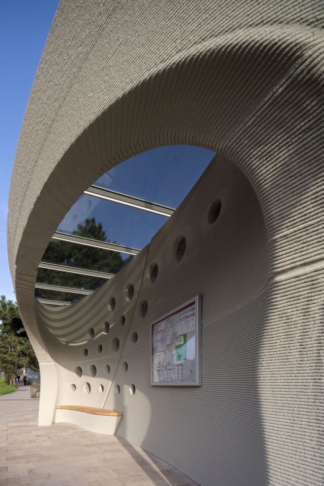 3D Printed Concrete Bus Stop
