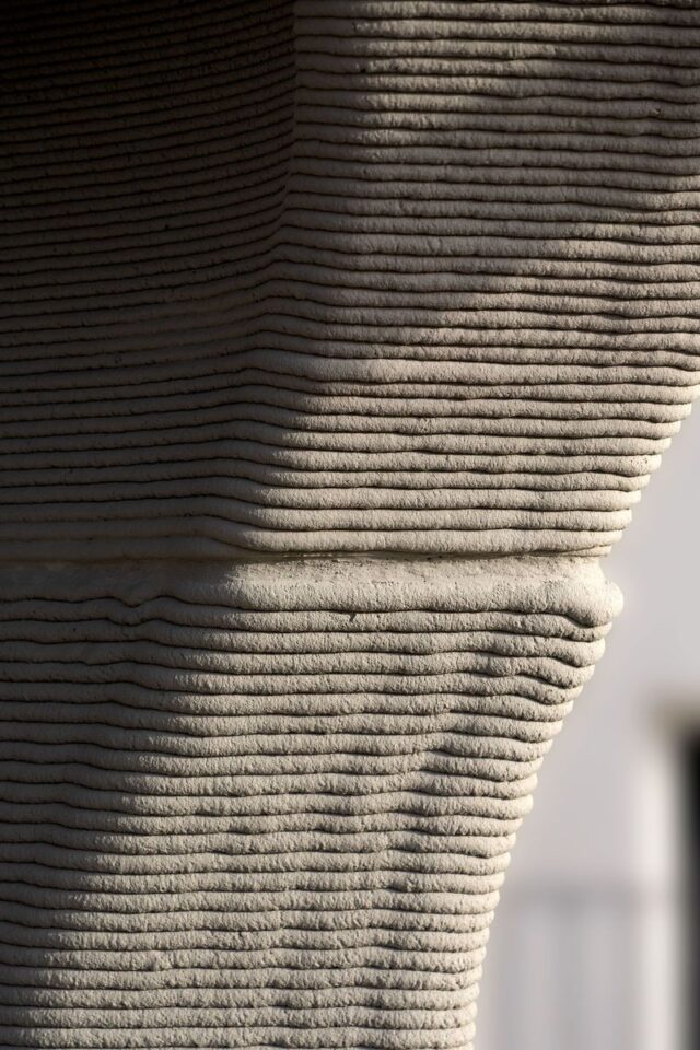 3D Printed Concrete Bus Stop