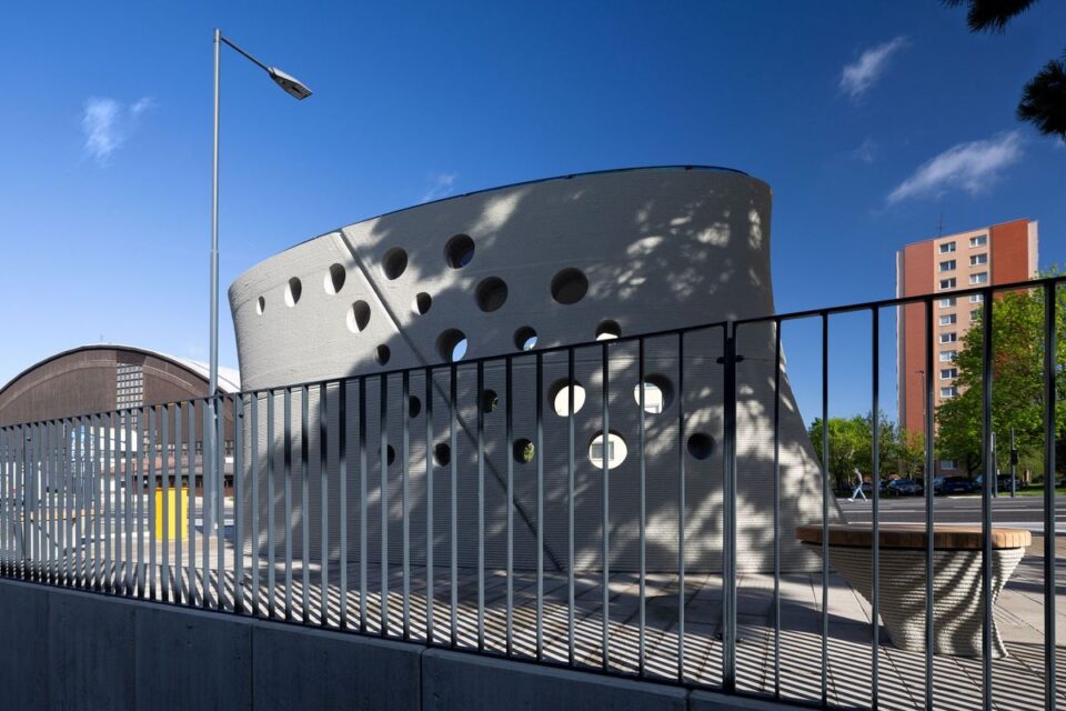 3D Printed Concrete Bus Stop