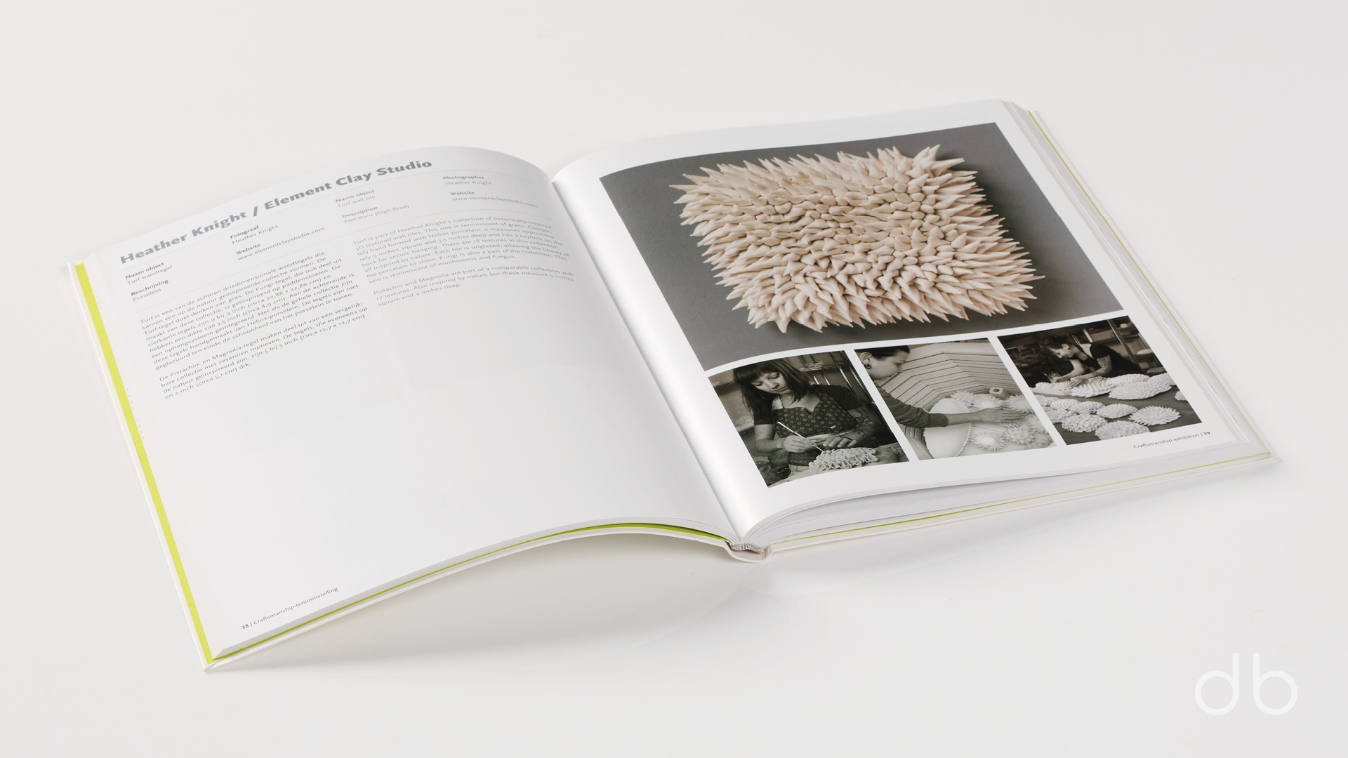 DesignerBooks_MX2012-Jaarboek_Spreads1.jpg