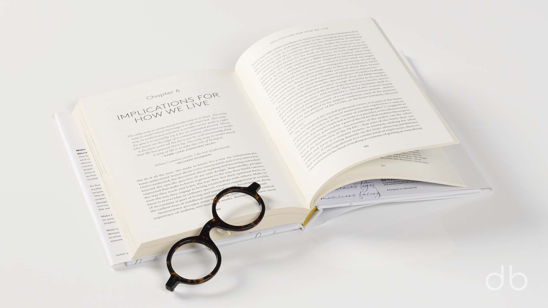DesignerBooks_MakeToKnow_Spreads3.jpg