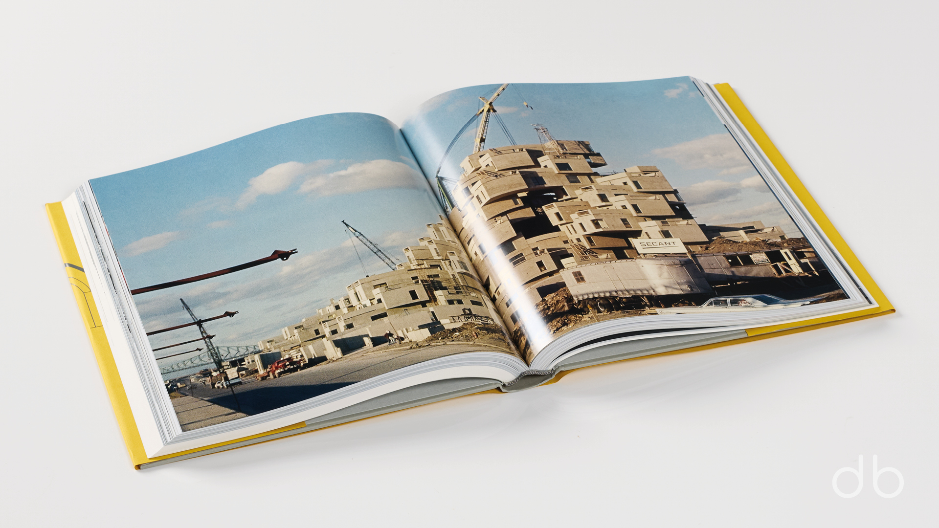 DesignerBooks_MiraclesInConcrete_Spreads2.jpg