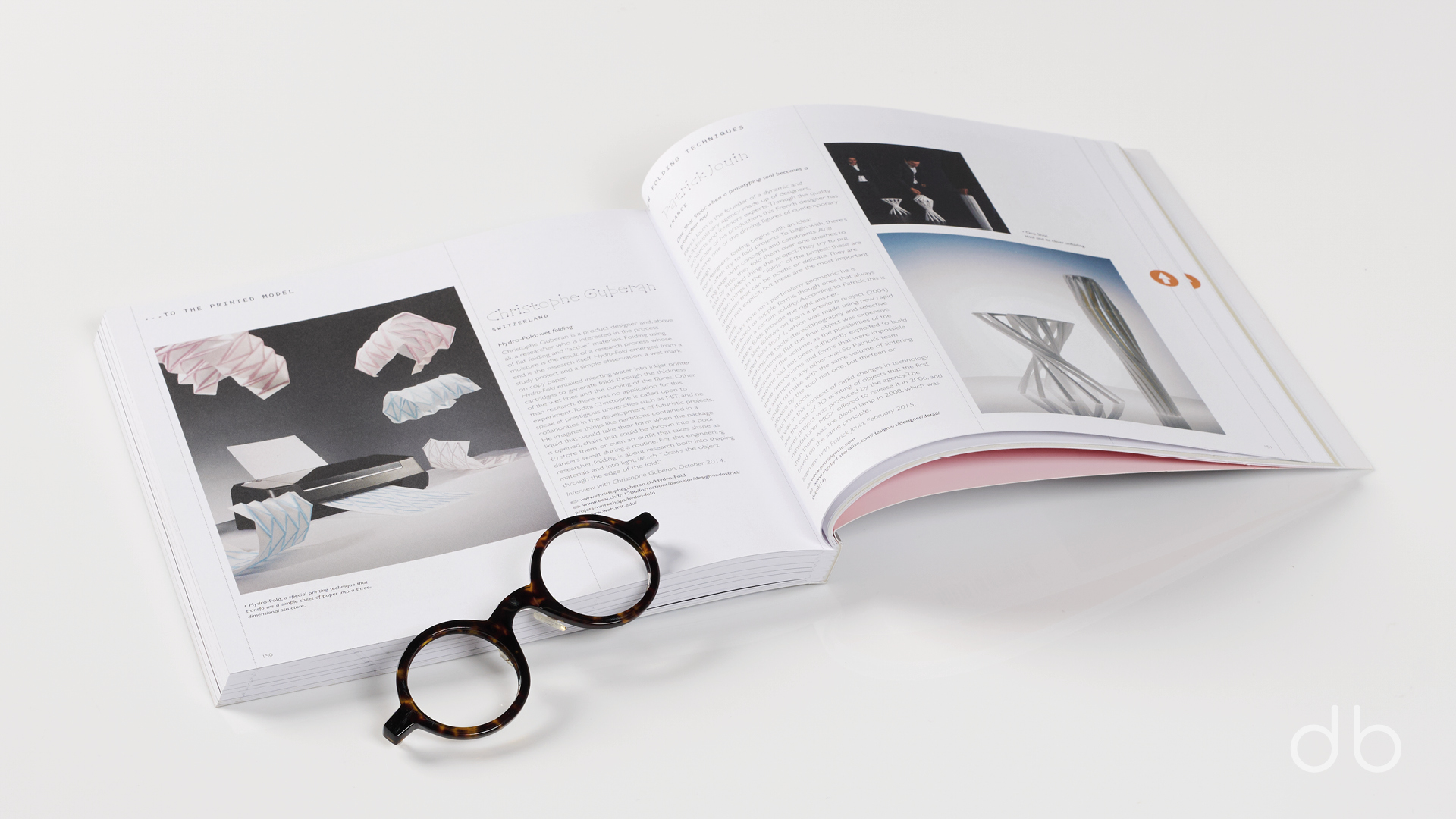 DesignerBooks_TheArtOfVoldingVol2_Spreads4.jpg