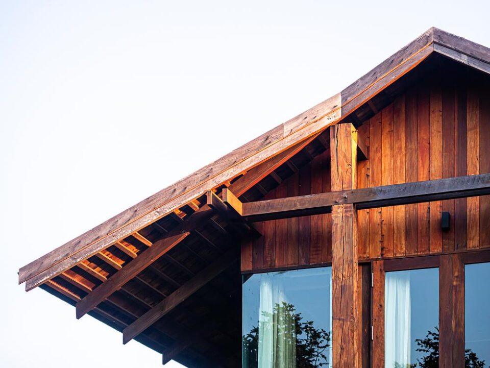 Reused Timber And Earthen Plaster Shape Award-Winning Hotel In Thailand
